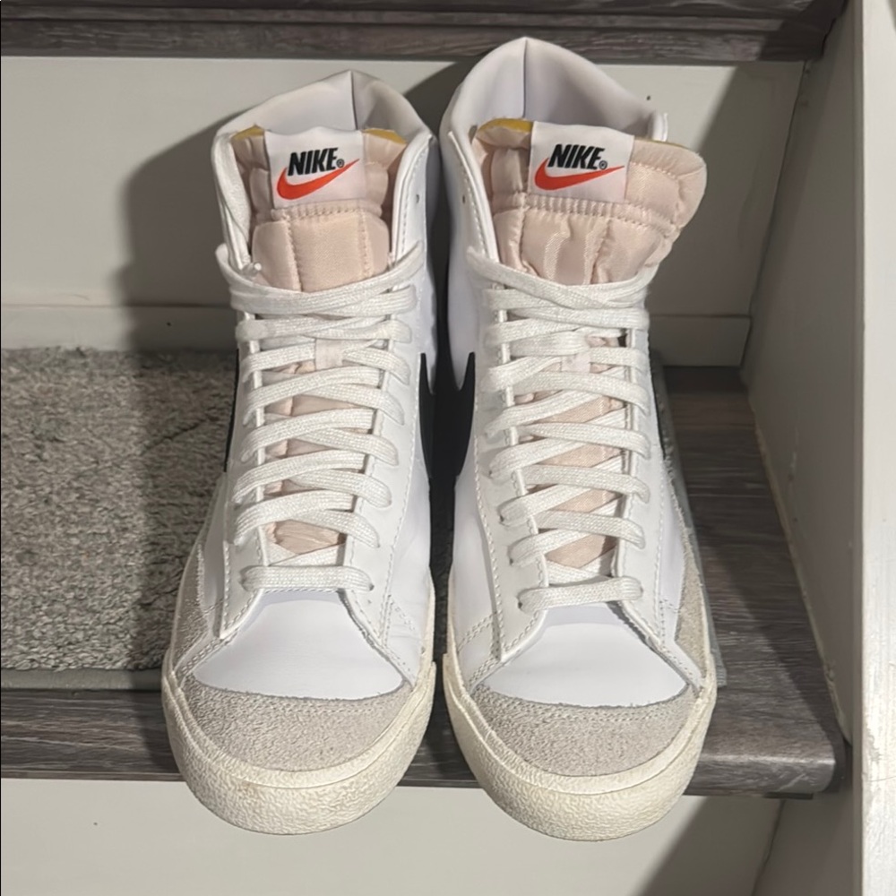 Nike Blazer Mid ‘77 vintage size 11 gently used